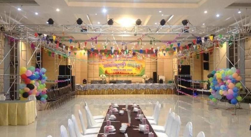 S-Tawan Hotel & Convention Maha Sarakham Luaran gambar