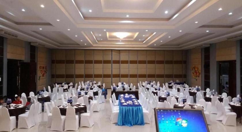 S-Tawan Hotel & Convention Maha Sarakham Luaran gambar